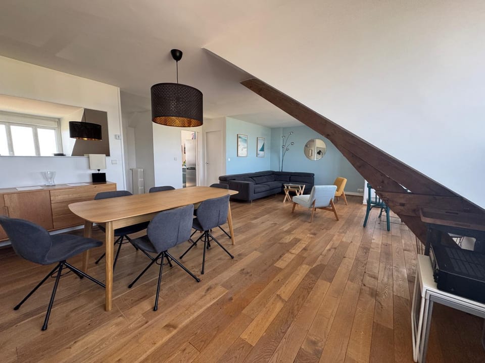 Living room, Seating area, Dining area, Sea view, Sea view