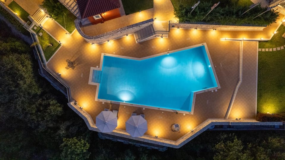 Night, Swimming pool