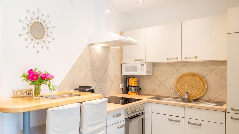 Breakfast, kitchen