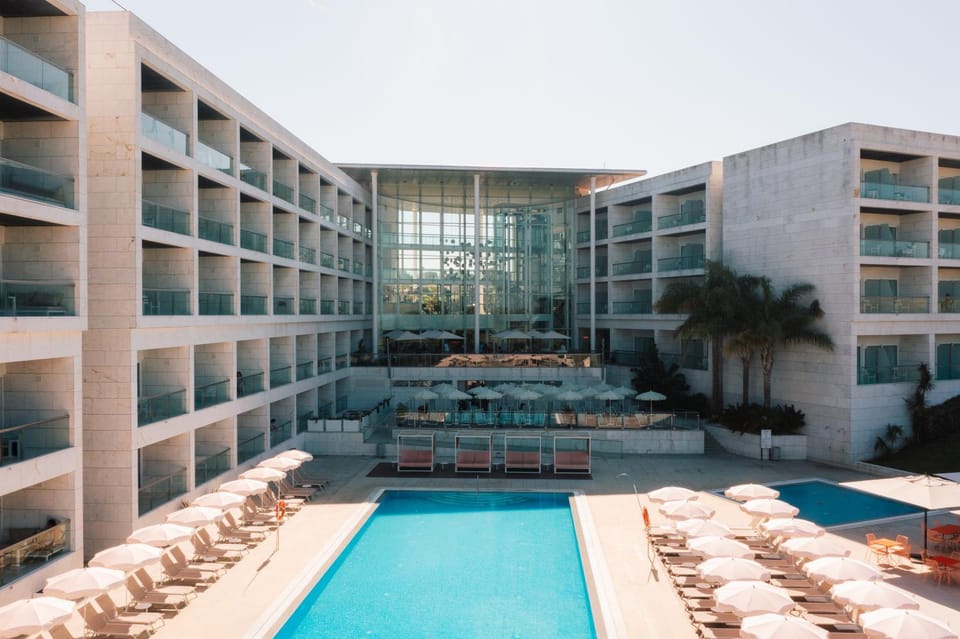 Patio, Day, Pool view, Swimming pool, sunbed