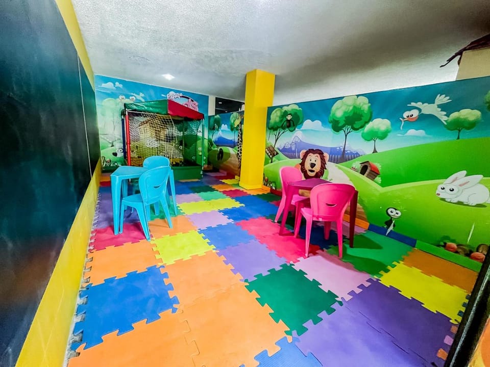 Nearby landmark, Kids's club