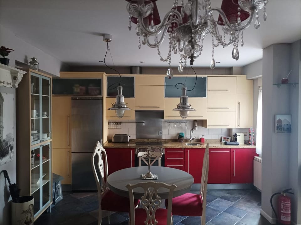 Apartamento San Quirce - céntrico y reformado- wifi y netflix Apartment in Valladolid
