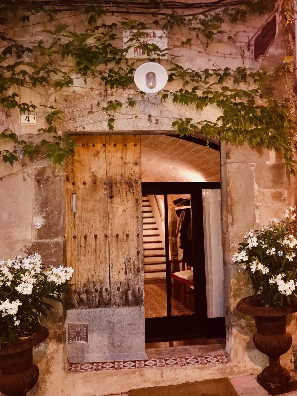 Casa Migdia Bed and Breakfast in Baix Empordà