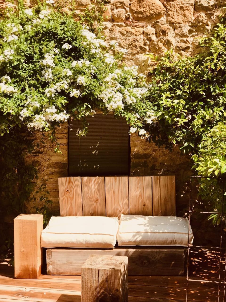Casa Migdia Bed and Breakfast in Baix Empordà