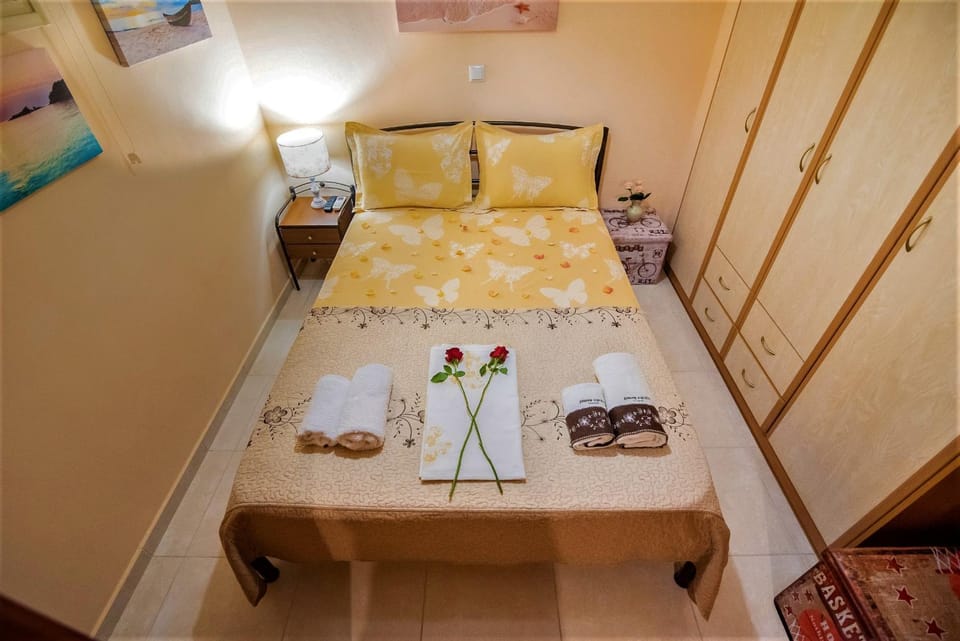 Cantinetta Apartment in Peloponnese, Western Greece and the Ionian