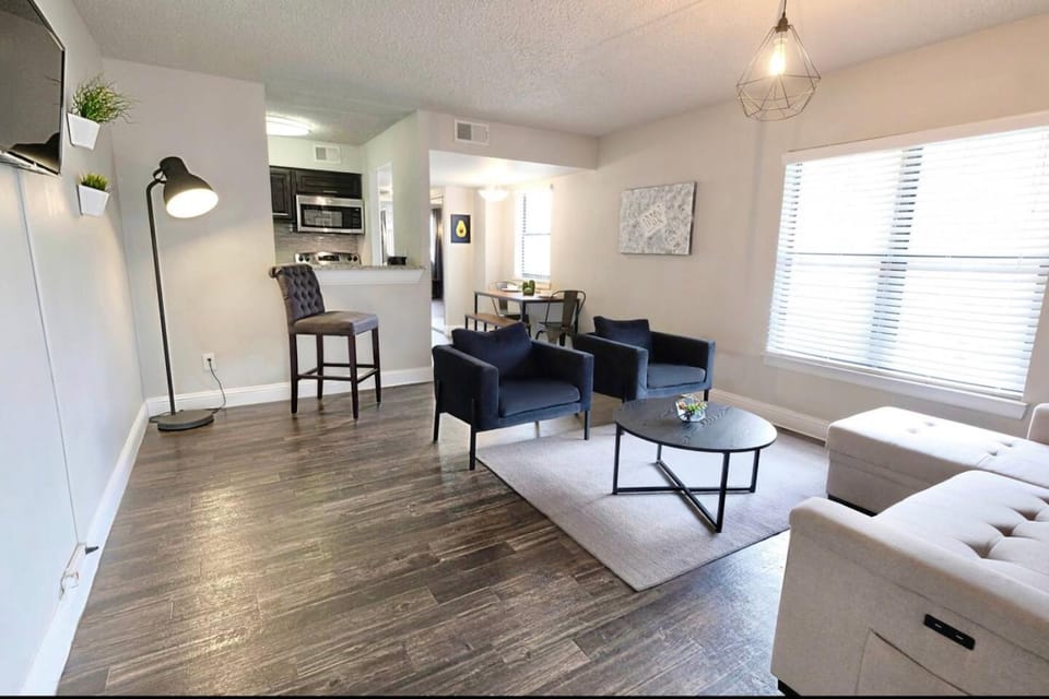 Global Cup Dallas Urban Comfort and Arboretum Tickets Apartment in Dallas
