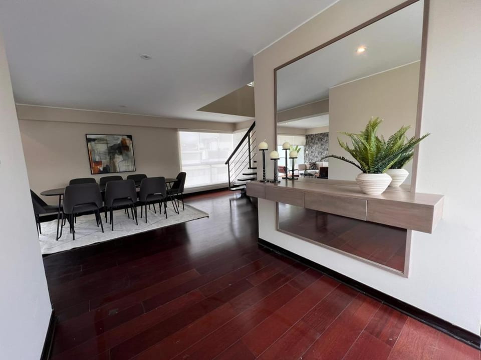 El Golf los inkas luxury Penthouse Apartment in La Molina