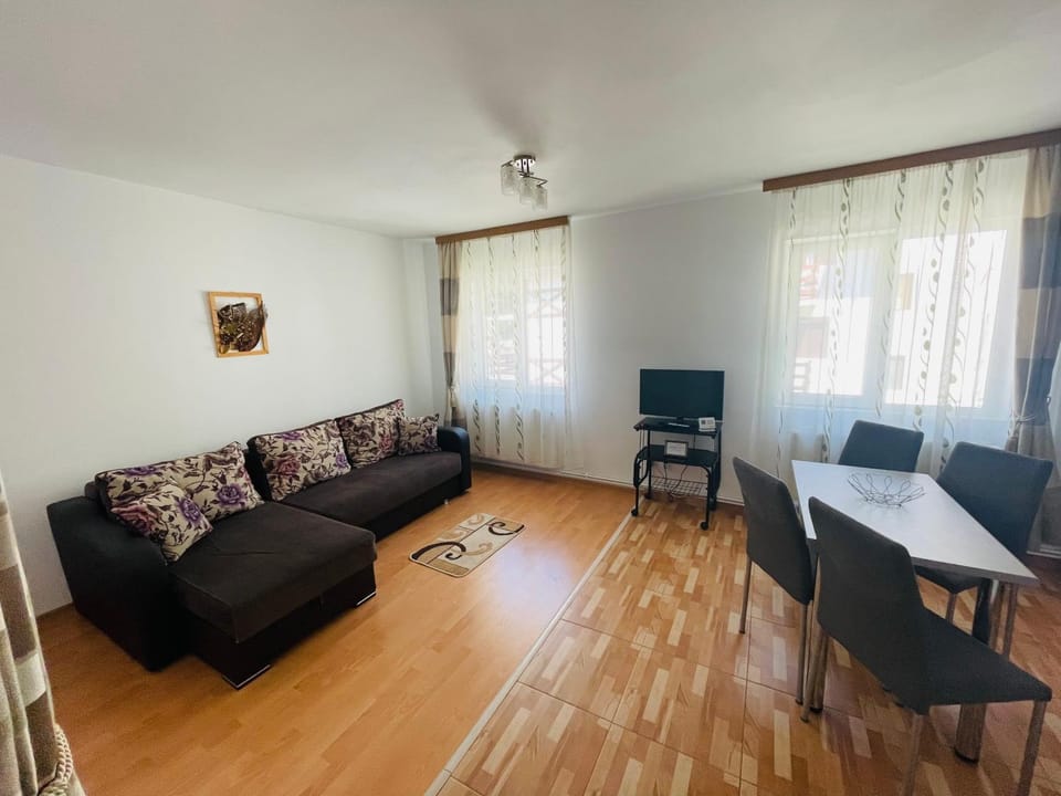 Garsoniera Family Apartment in Prahova, Romania