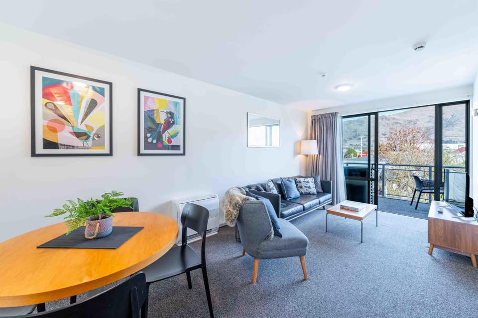 Central Luxury Apartment 205 Apartment in Wanaka