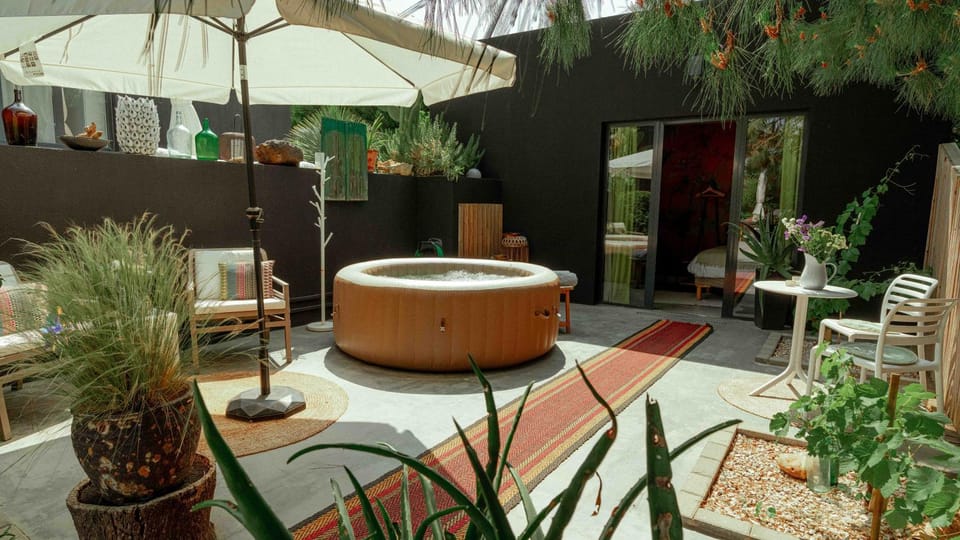 Privat Atelier Luxury tent in Setúbal Municipality