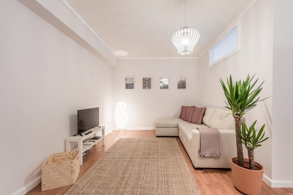 GuestReady - Terracota Bureau Apartment in Porto