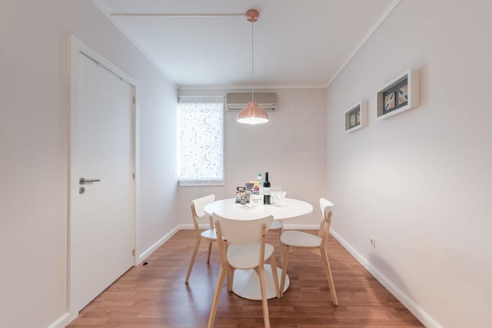 GuestReady - Terracota Bureau Apartment in Porto