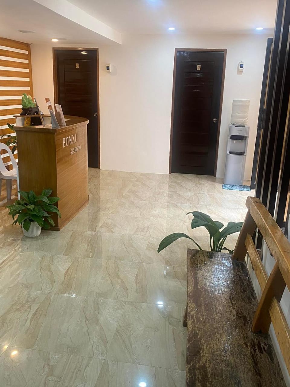 Property building, Lobby or reception, Area and facilities, hair dresser