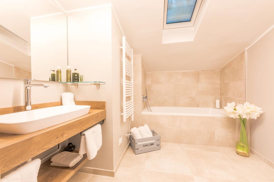 Shower, Bathroom, Bath