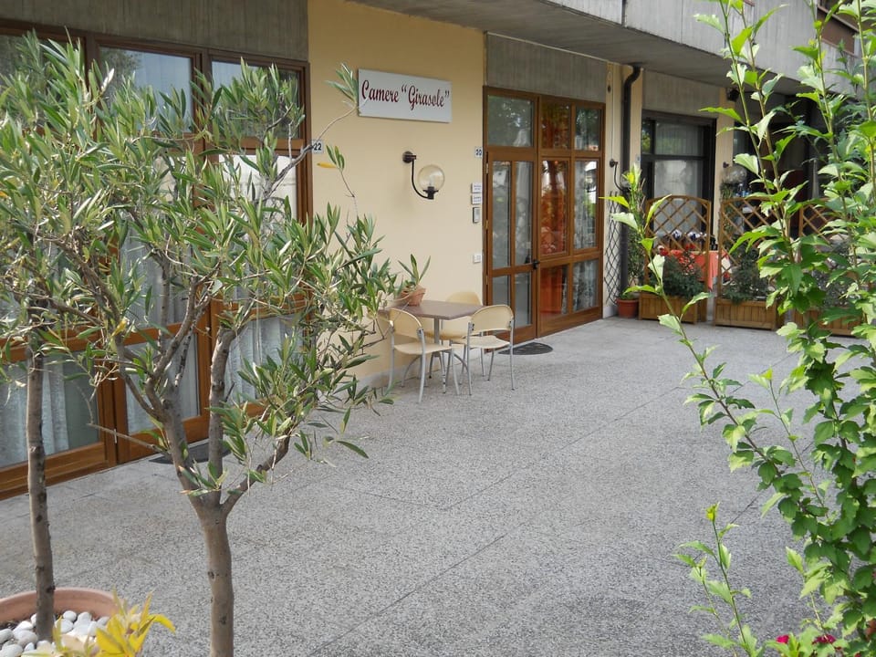 Property building, Patio, Day