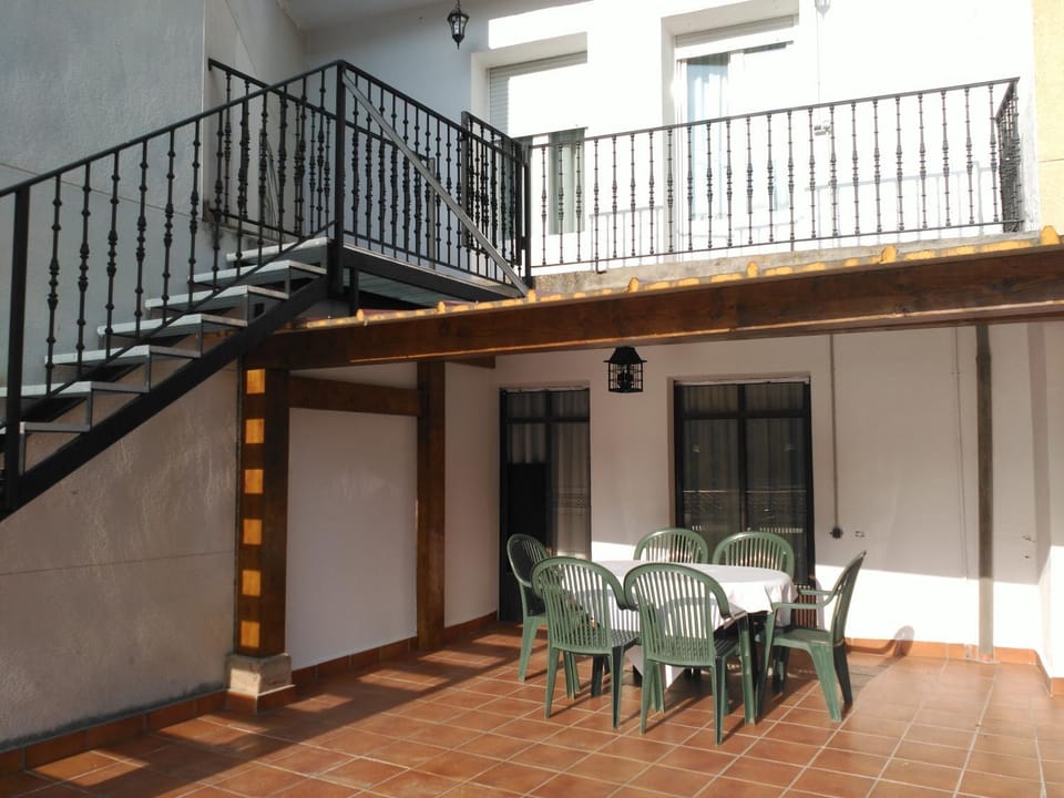 Patio, Facade/entrance, Balcony/Terrace