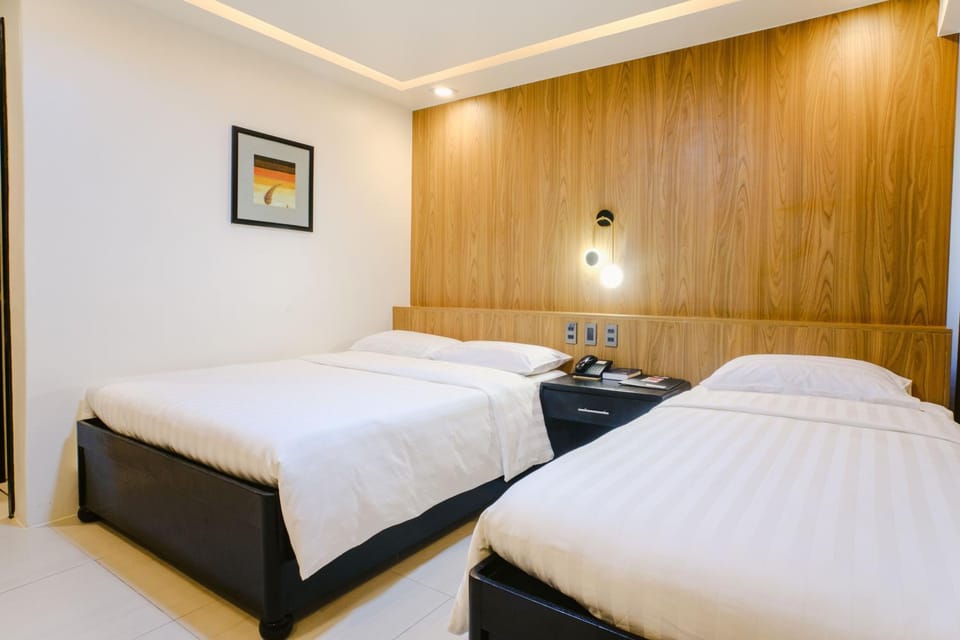 Bed, Bedroom, air conditioner