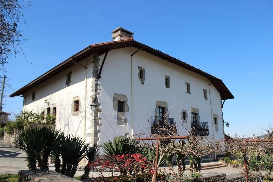 Property building, Day