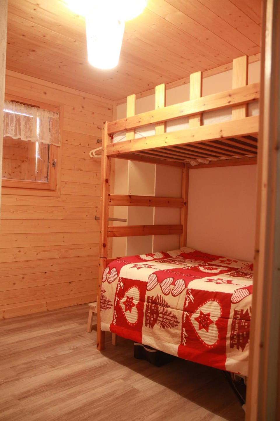 bunk bed