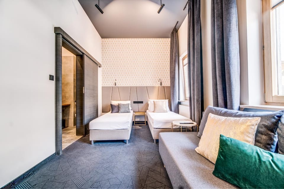 Living room, Seating area, Bedroom, Area and facilities