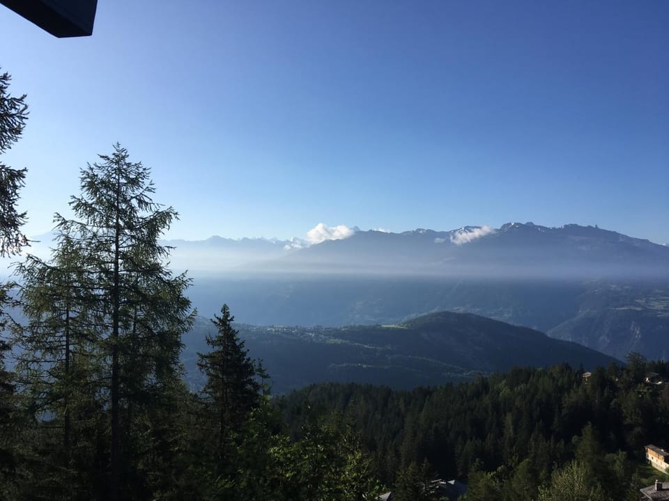 Pension Les Audannes Bed and Breakfast in Canton of Valais