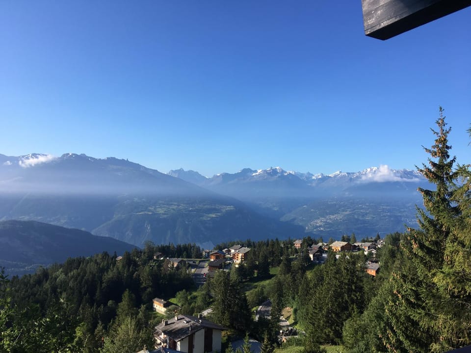 Pension Les Audannes Bed and Breakfast in Canton of Valais