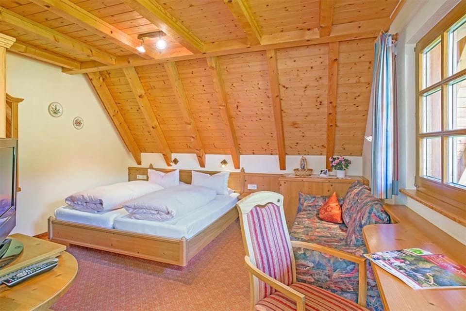 Property building, Living room, Bedroom