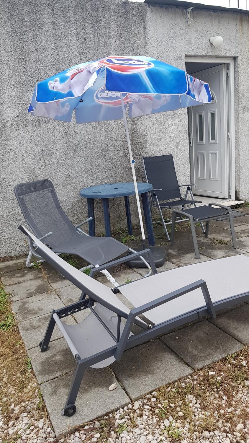 Patio, sunbed