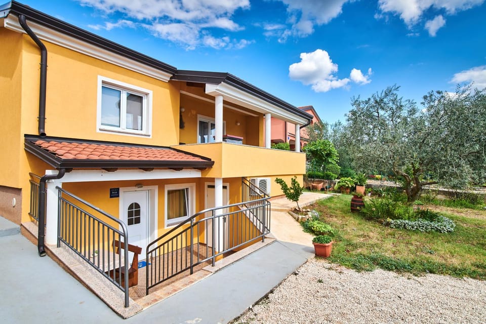 APP Šverko Apartment in Istria County