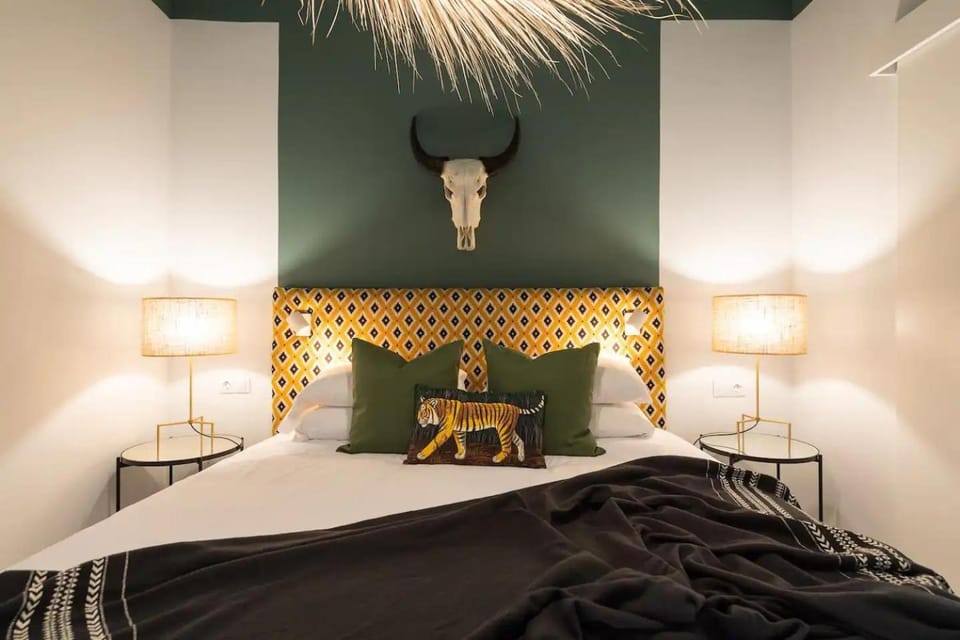 Bed, Bedroom