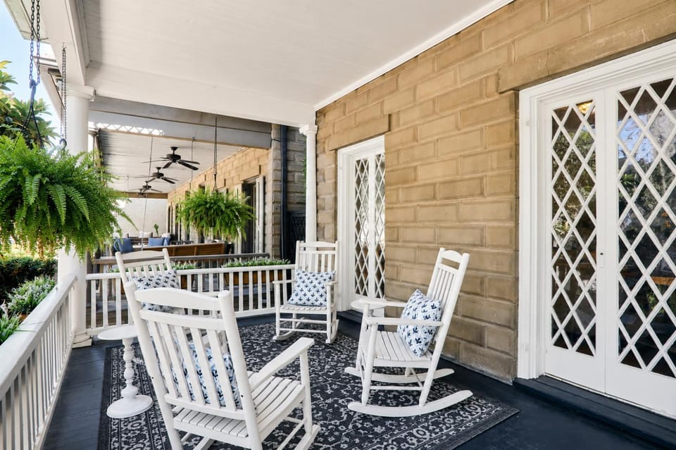 Seating area