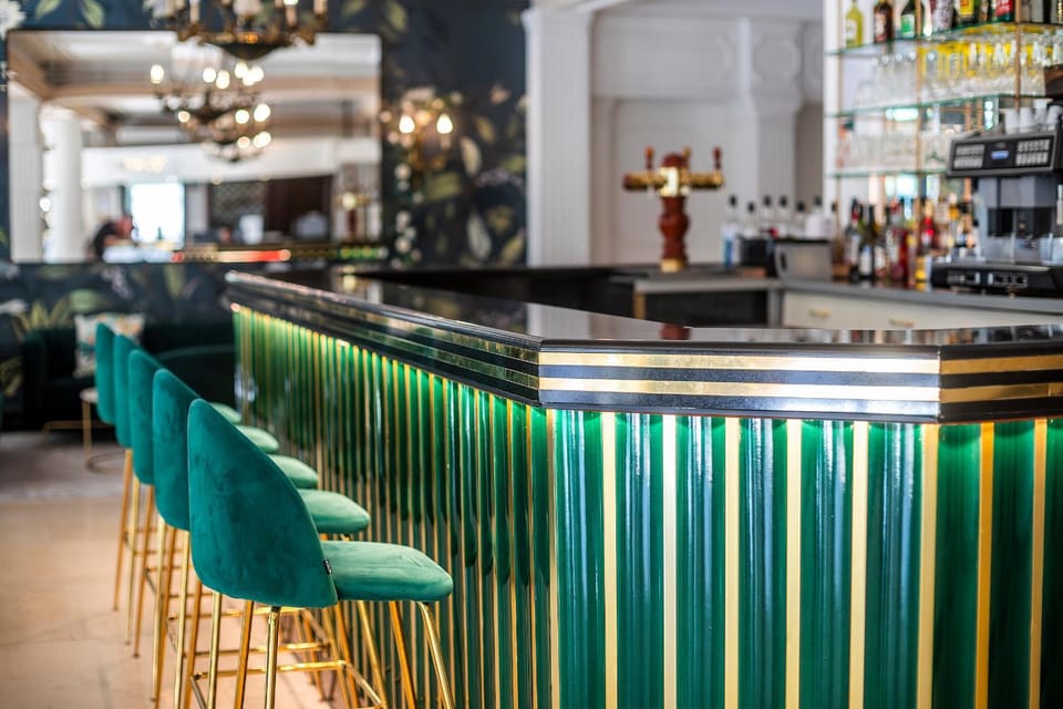 Lounge or bar