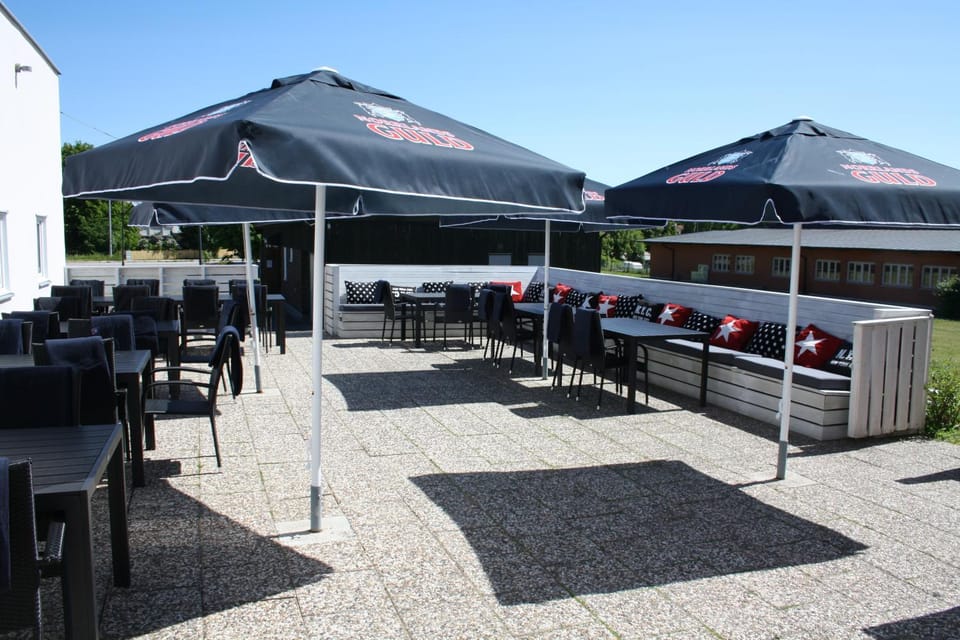 Patio, Day, Balcony/Terrace