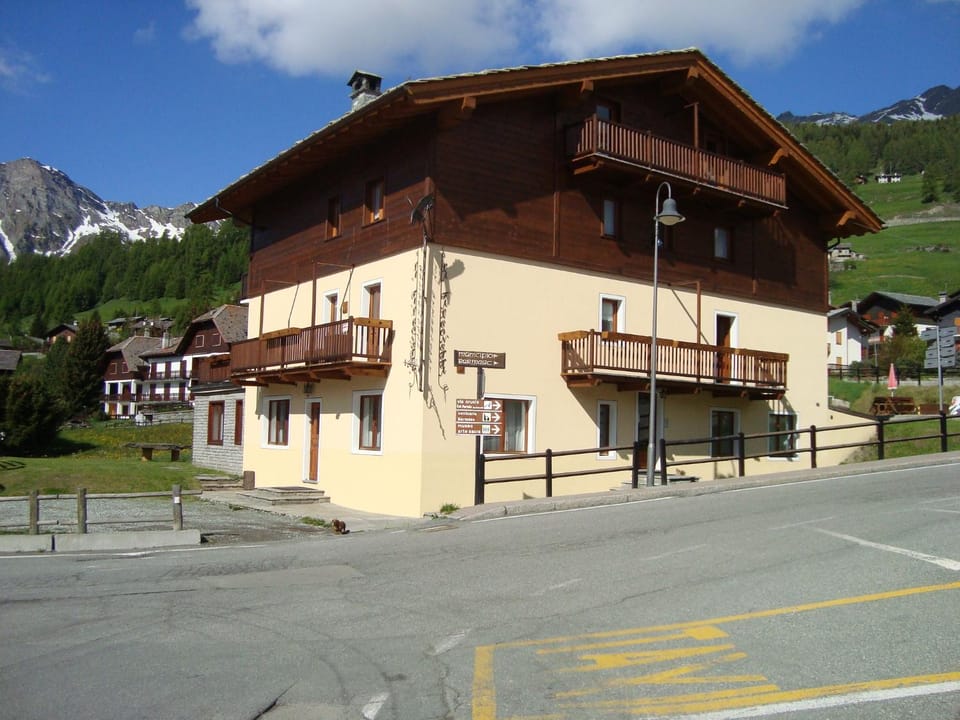 Affittacamere La Falconetta Bed and Breakfast in Aosta Valley, Italy