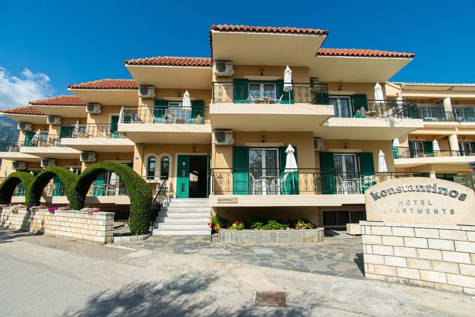 Konstantinos Hotel & Apartments 2 Apartment hotel in Nydri