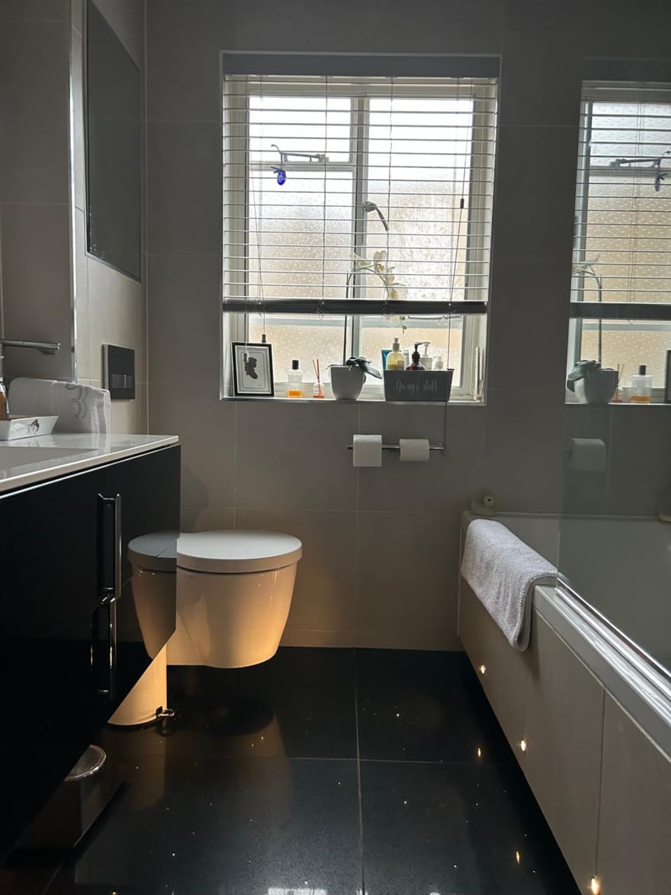 Toilet, Bathroom, Bath