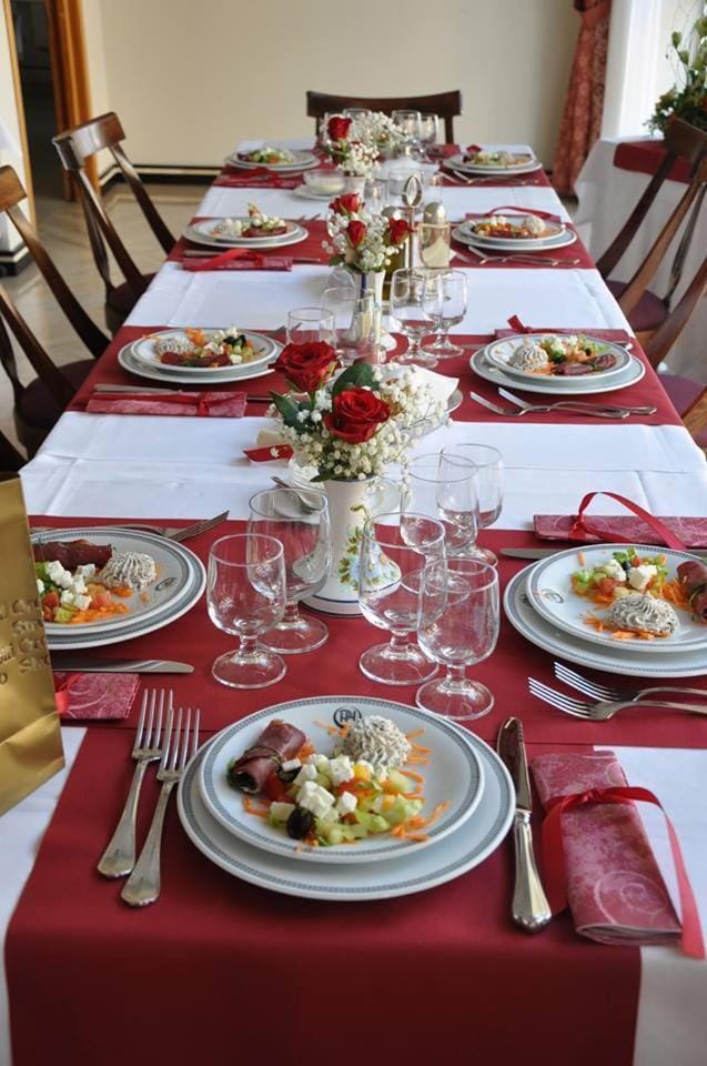 Banquet/Function facilities, Food