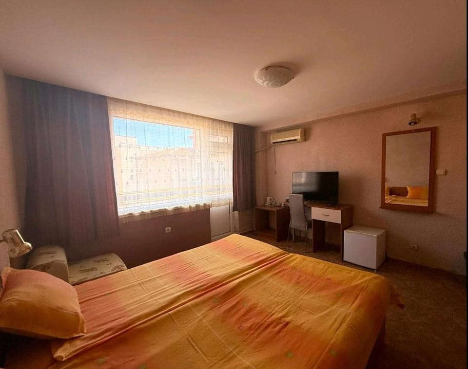 Guest House Georgieva Ravda Bed and Breakfast in Burgas Province