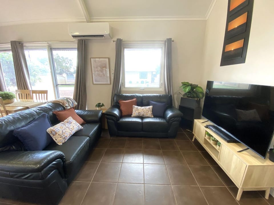 Osprey Holiday Village Unit 113 2 Bedroom Villa in Exmouth