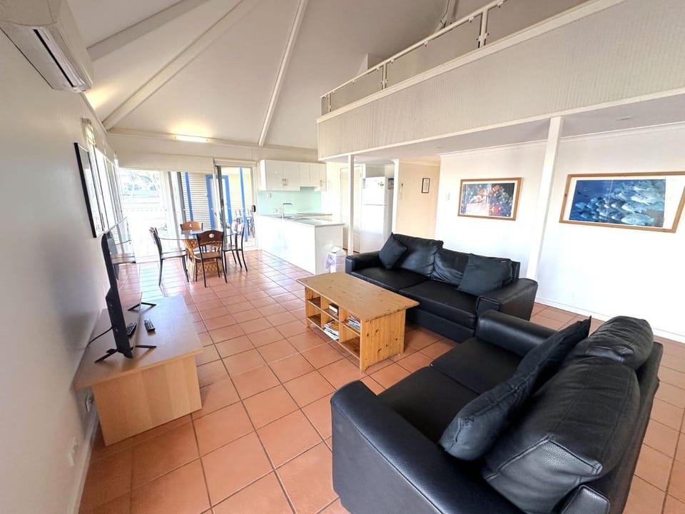 Osprey Holiday Village Unit 123 Villa in Exmouth