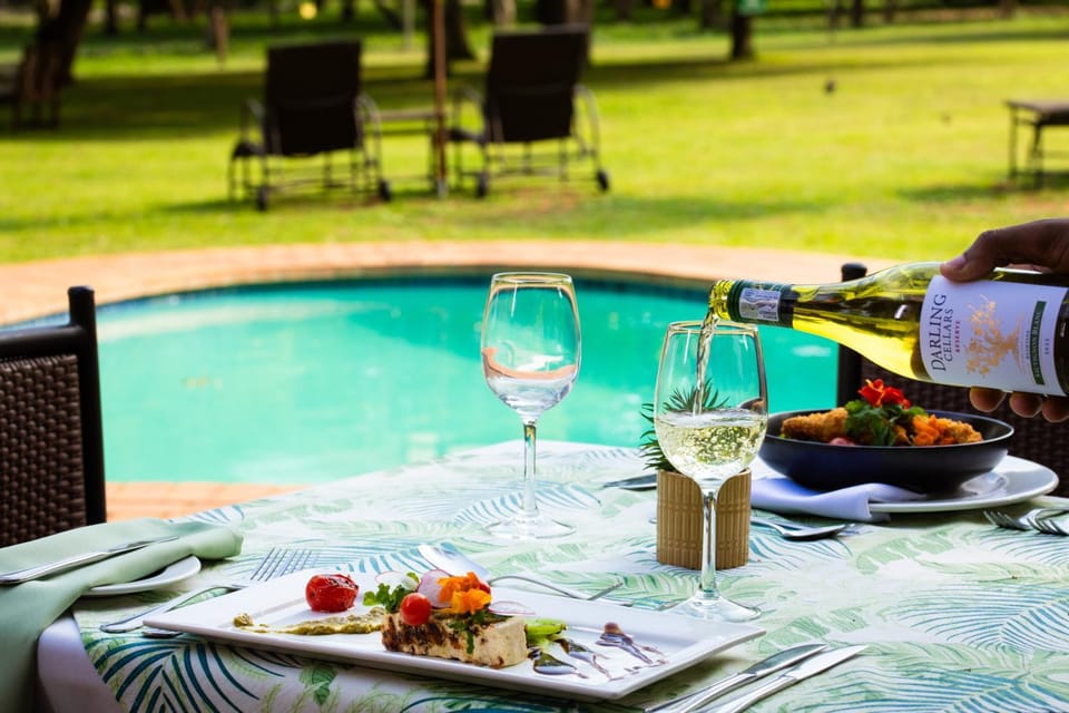 Food and drinks, Swimming pool