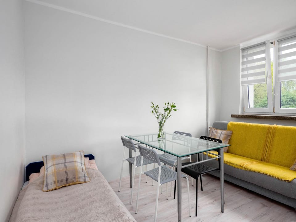 Sweet Honey Mieszkanie w Płocku Apartment in Masovian Voivodeship