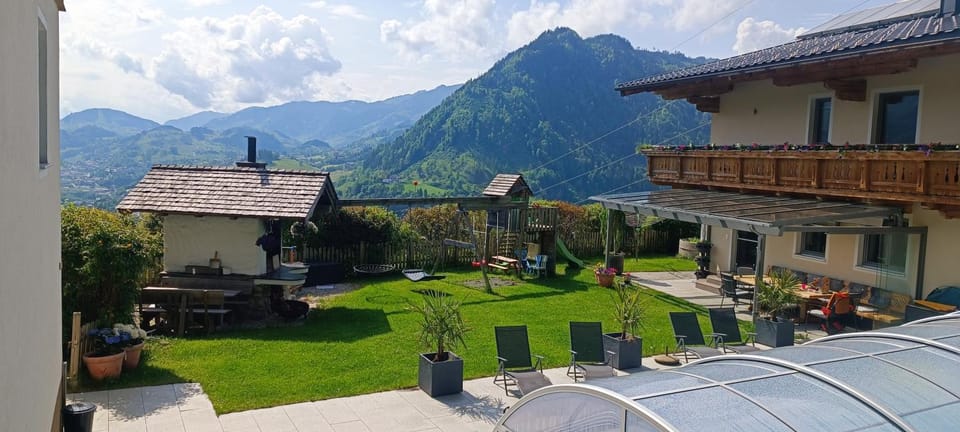Property building, Garden, Garden, Garden view, Swimming pool