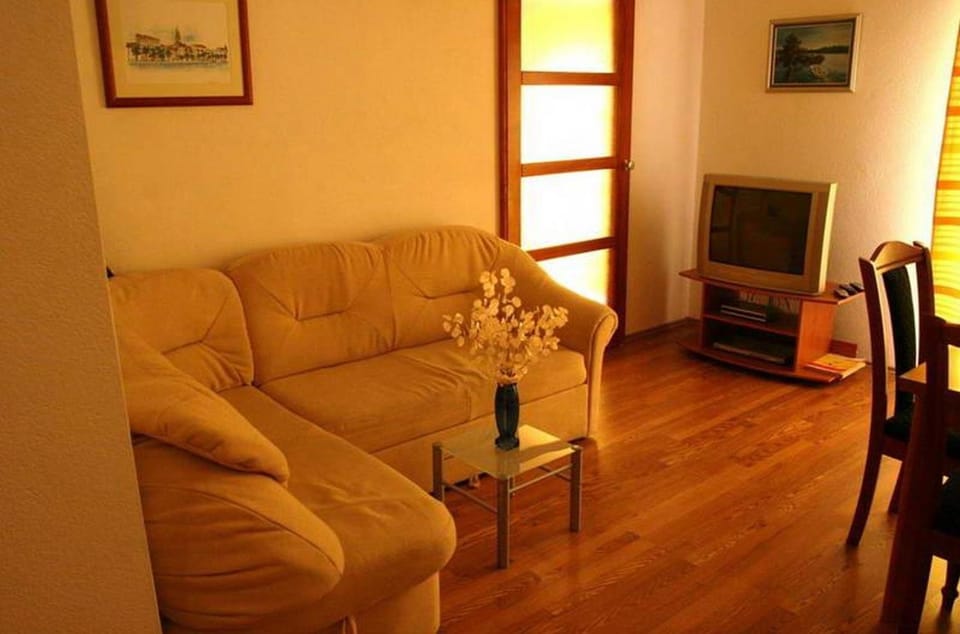 Living room, On site
