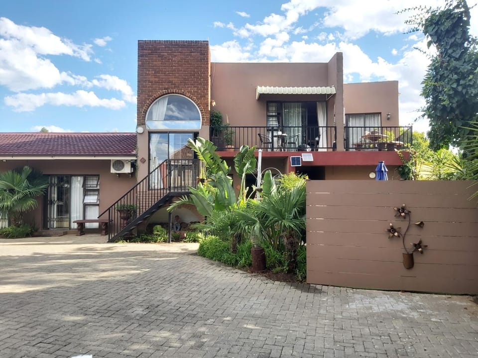 Property building, Balcony/Terrace