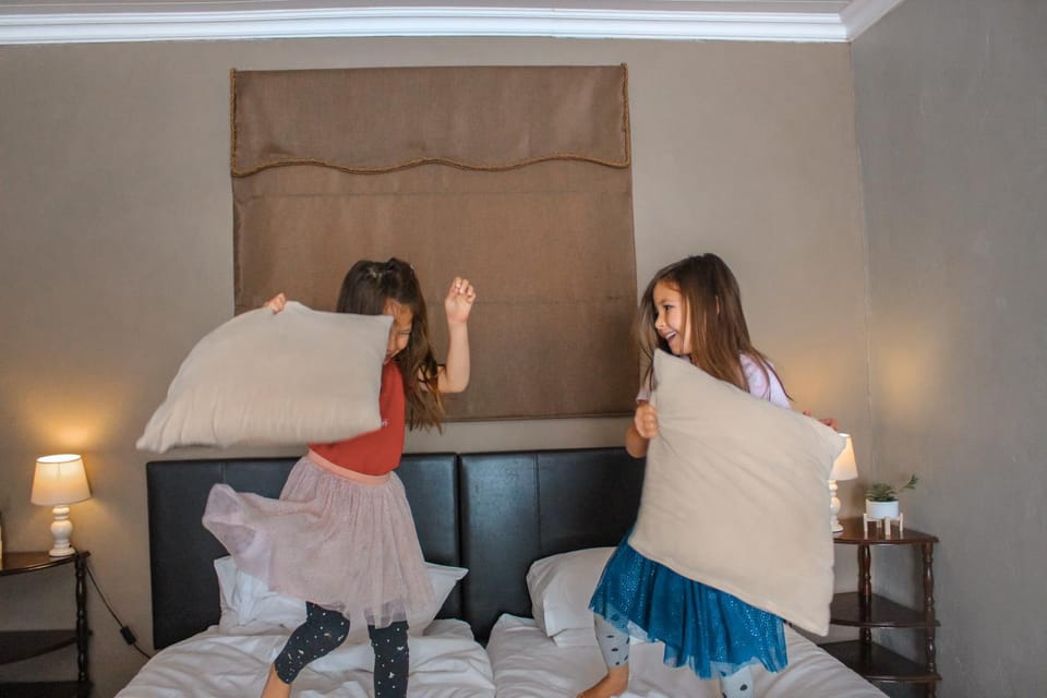 Bed, Summer, Children play ground, Bedroom, On site, Sunset, young children, group of guests, Family