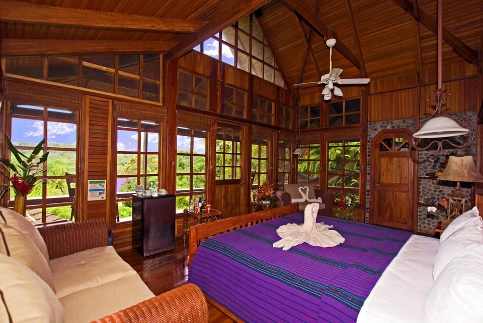 Aguila de Osa Rainforest Lodge Hotel in Bahia Drake