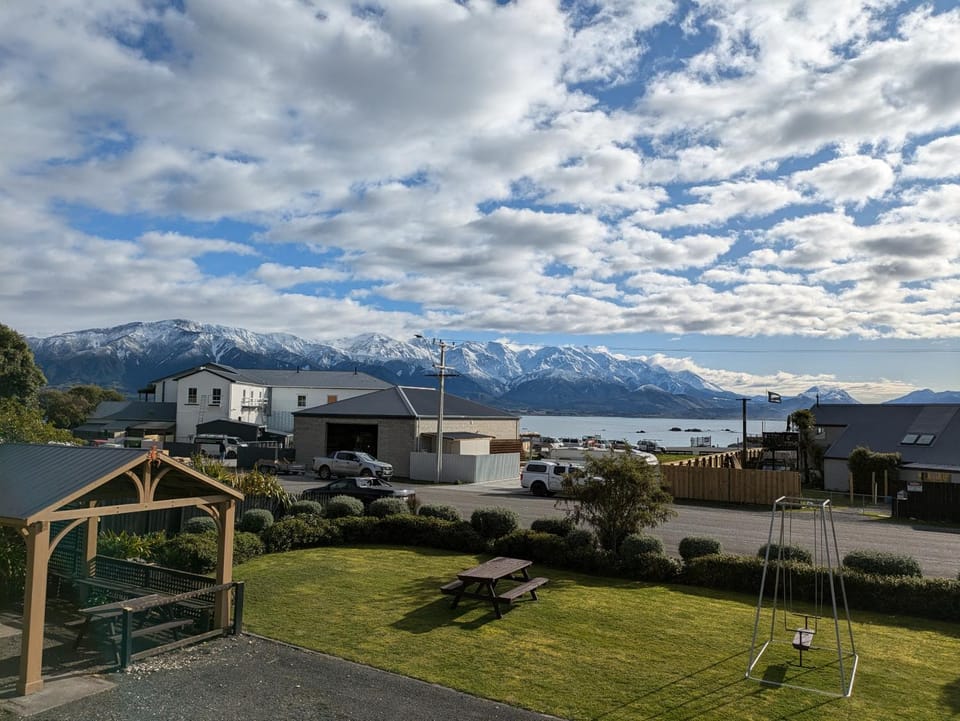 Natural landscape, Mountain view, Sea view
