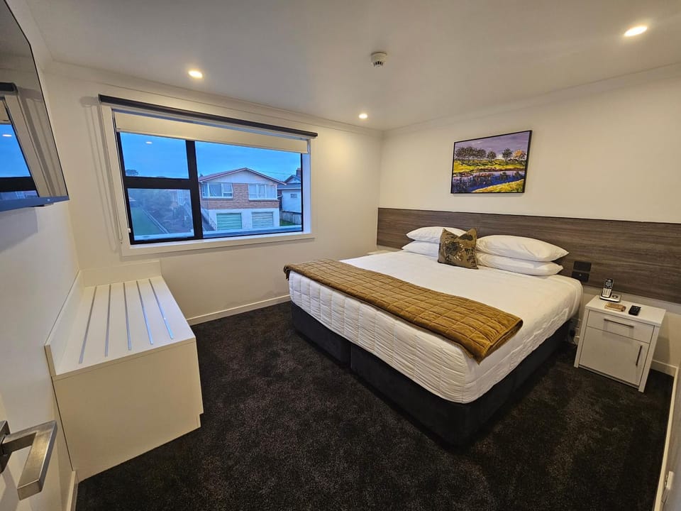 The Devon Hotel A Heritage Hotel Hotel in New Plymouth