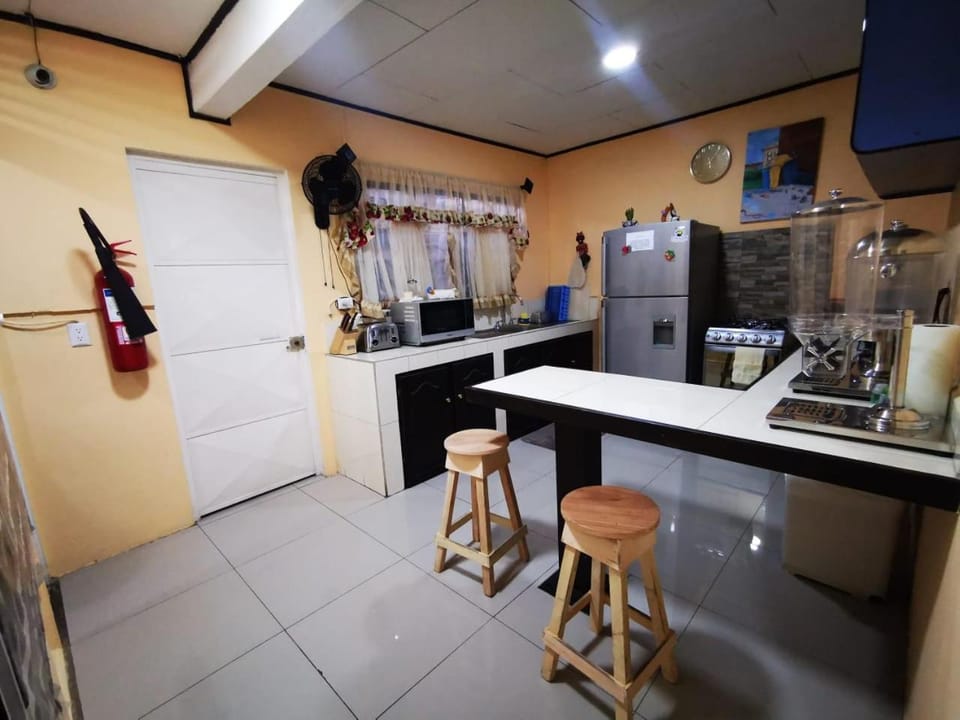 Toucan Hostel Hostel in Alajuela Province